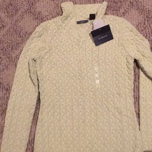 New Liz Claiborne sweater size small